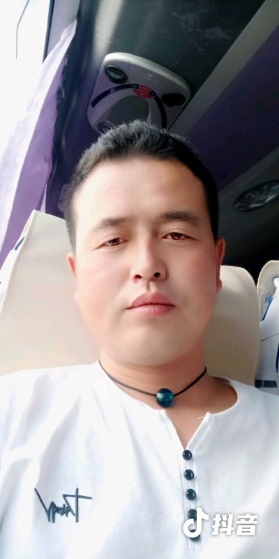 瞬间被爱上的第一张照片--陕西残疾人相亲网